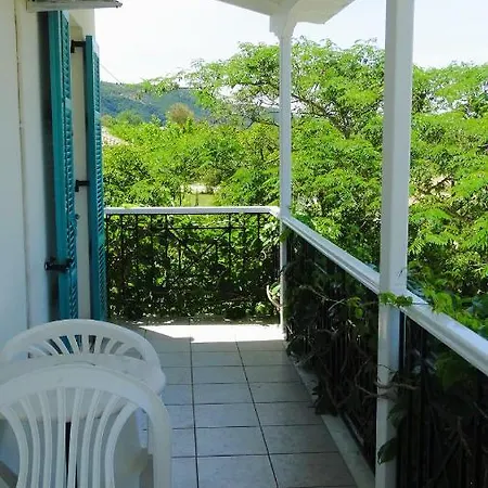 Apartment Agrambeli & *